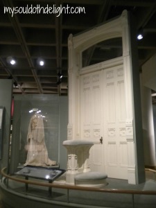 Temple Square - Manti Marriage Altar, Door and Dress
